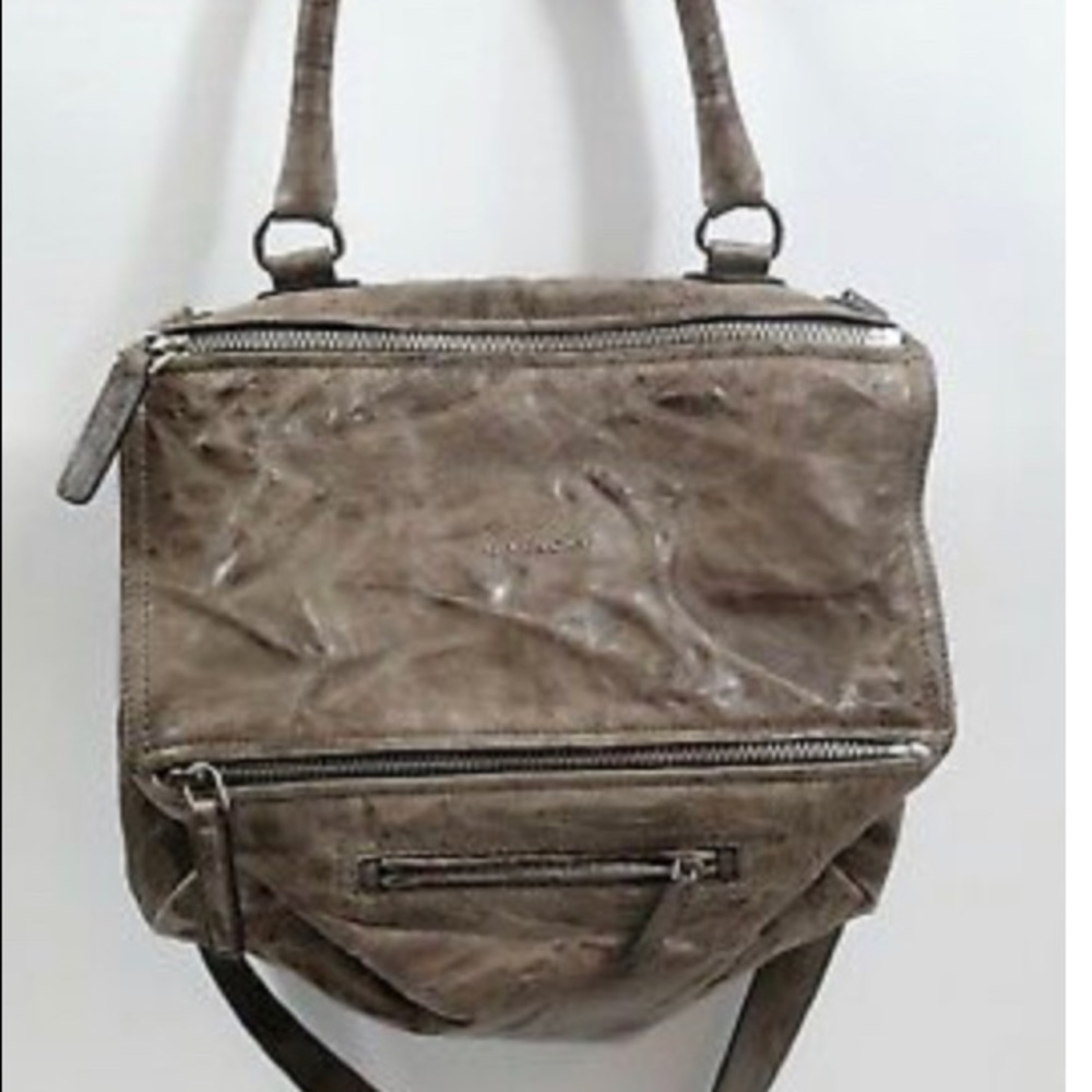 Givenchy Pandora Medium